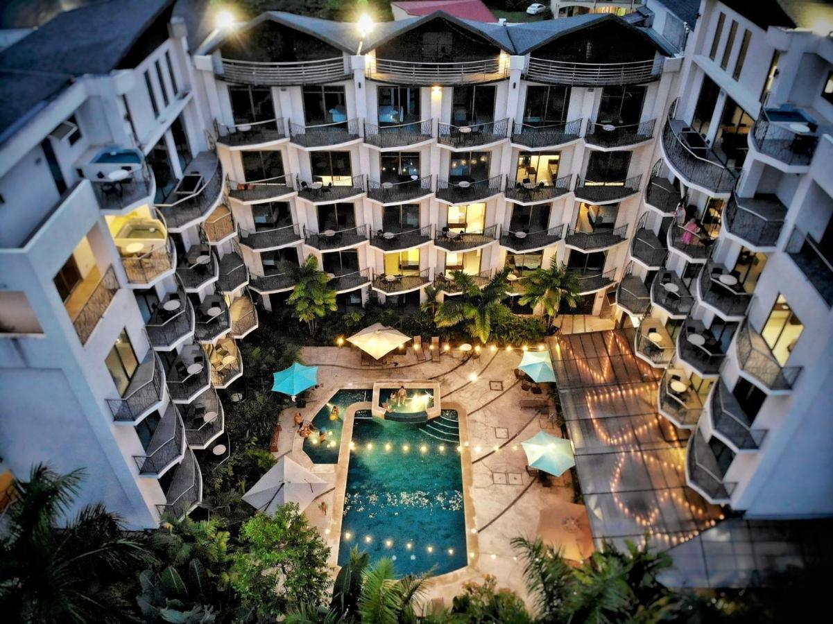 Pacific Suites Boutique Hotel And Bistro 哈科 外观 照片